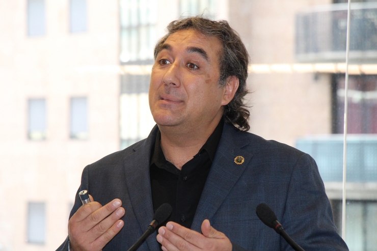 L'expert en ciberseguretat Bruno Pérez Juncà durant la ponència d'aquest divendres organitzada per l'Empresa Familiar Andorrana.