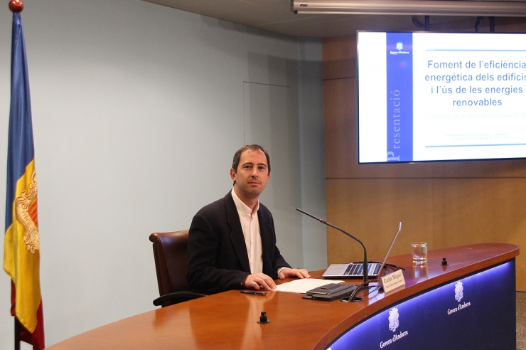 El director de l'Oficina de l'Energia i del Canvi Climàtic, Carles Miquel, en la presentació de la nova convocatòria del Renova.