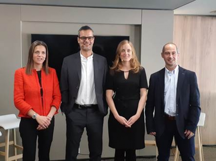 
Clara Campàs, sòcia fundadora de Asabys Partners, Salvador Aznar-Benitah i Valerie Vanhooren, fundadors d'Ona Therapeutics, i Sergio Pérez, director de Sabadell Venture Capital.
 
