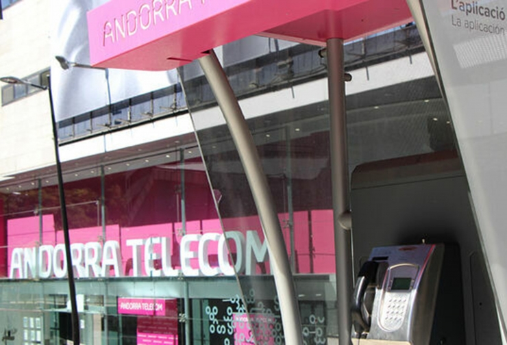 Les oficines d'Andorra Telecom, a Prat de la Creu.