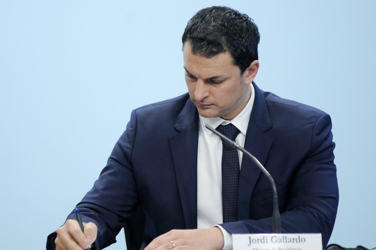 El ministre de Presidència, Economia i Empresa, Jordi Gallardo, durant la roda de premsa en què ha facilitat les dades d'Ocupació.