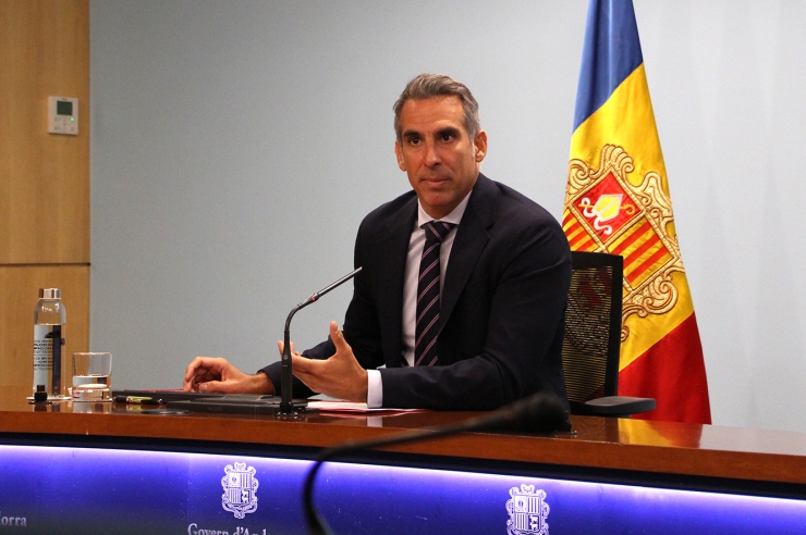El secretari d'Estat de Transformació Digital i Projectes  Estratègics, César Marquina, durant la roda de premsa de presentació de  l'agència de ciberseguretat.