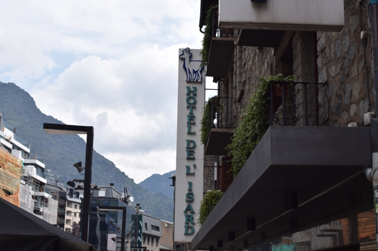 Un establiment hoteler d'Andorra la Vella.