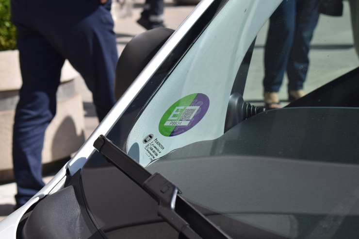 La nova etiqueta energètica per a vehicles que es començarà a distribuir dilluns 11 de setembre.
