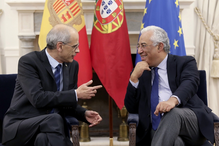 Un moment de la reunió entre el cap de Govern, Toni Martí, amb el primer ministre portuguès António Costa, aquest divendres a Lisboa.