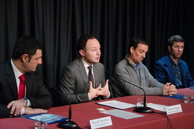 Aureli Arribas (Mensan SL), el ministre de Justícia i Interior, Xavier Espot, David Sánchez (Pronet) i Alexandre Molleví (Hotel de l'Isard) durant la roda de premsa.