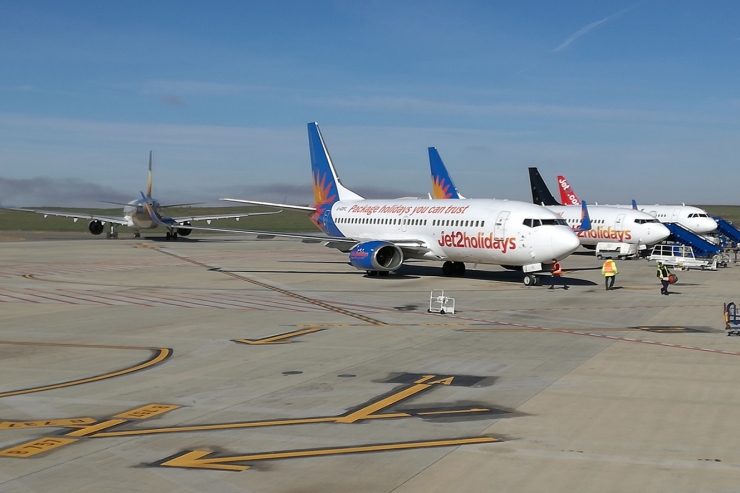 Avions a l'aeroport d'Alguaire.
