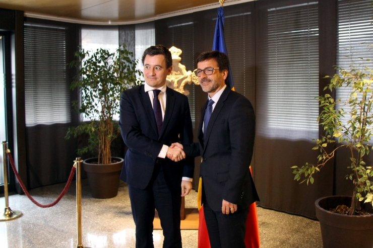 El ministre d'Acció i Comptes Públics francès, Gérald Darmanin, és rebut pel ministre de Finances, Jordi Cinca.
