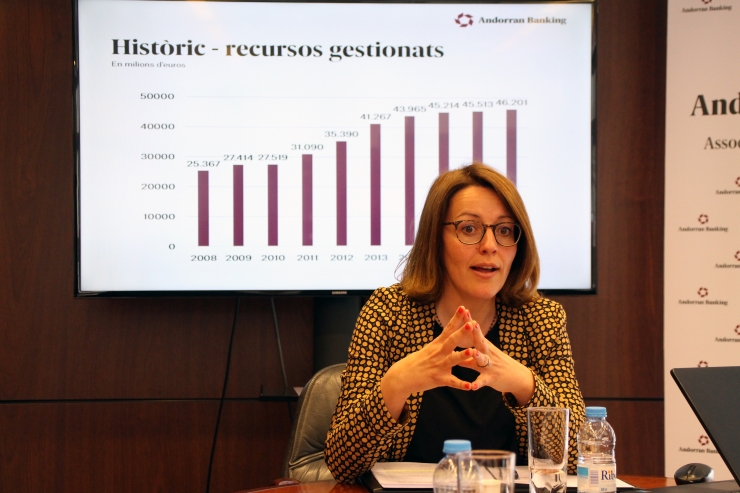 La directora general d'Andorran Banking, Esther Puigcercós, presenta els resultats del sector financer del 2017.