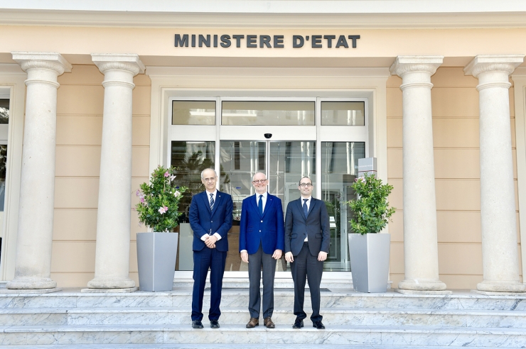 El cap de Govern d'Andorra, Toni Martí; el ministre d'Estat de Mònaco, Serge Telle i el secretari d'Estat d'Afers Exteriors, Afers Polítics i de la Justícia de San Marino, Nicola Renzi.
