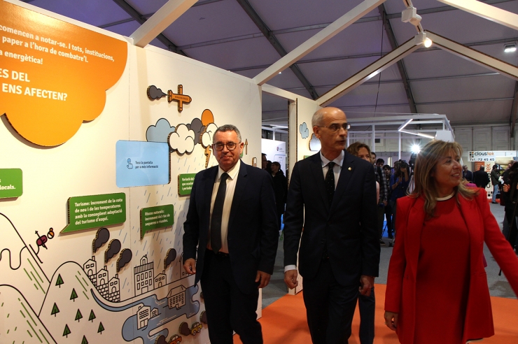 El director general de FEDA, Albert Moles; amb el cap de Govern, Toni Martí i la cònsol major d'Andorra la Vella, Conxita Marsol.