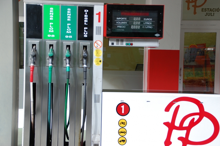 La importació de carburants ha augmentat durant el mes d’octubre.