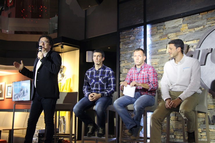 El gerent d'Andora Turisme, Betim Budzaku; el director d'Ordino Arcalís, Xabier Ajona; el director general de  Grandvalira-Nevasa, Alfonso Torreño, i el director de Pal Arinsal, Josep  Marticella, durant la presentació de la temporada a les estacions.