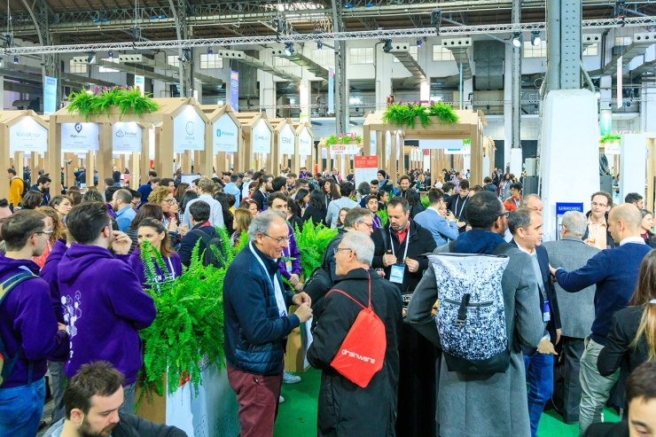 Imatge del MWC 2018 amb una nodrida assistència de públic.