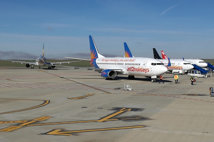 Avions a l'aeroport de Lleida-Alguaire.