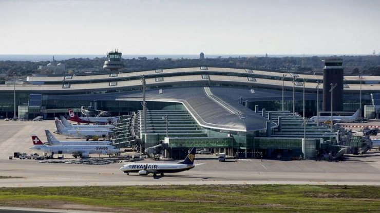 Avions a l'aeroport del Prat de Llobregat.