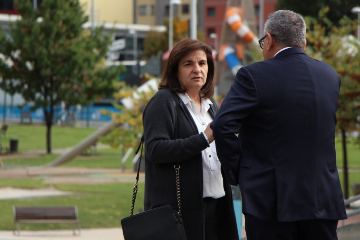 La cònsol major d'Escaldes-Engordany, Trini Marín, i el director general de FEDA, Albert Moles, a la zona del Clot d'Emprivat.