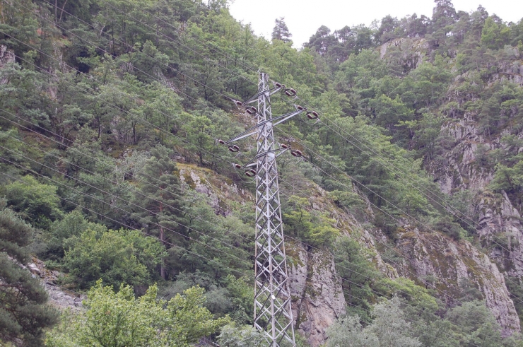 El consum d'energia també cau.