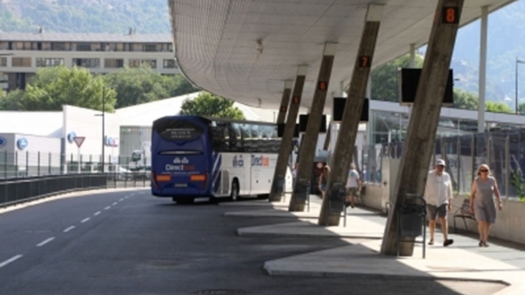L'estació d'autobusos.