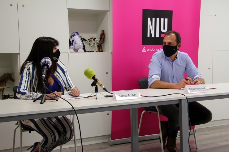 El responsable i la coordinadora del Niu, Miquel Gouarré i Marta Ambor, durant la roda de premsa d'aquest dimecres.