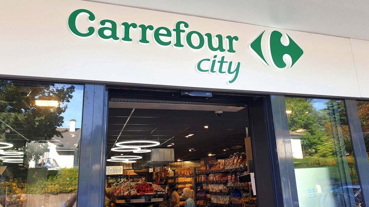 La façana d'un Carrefour City.