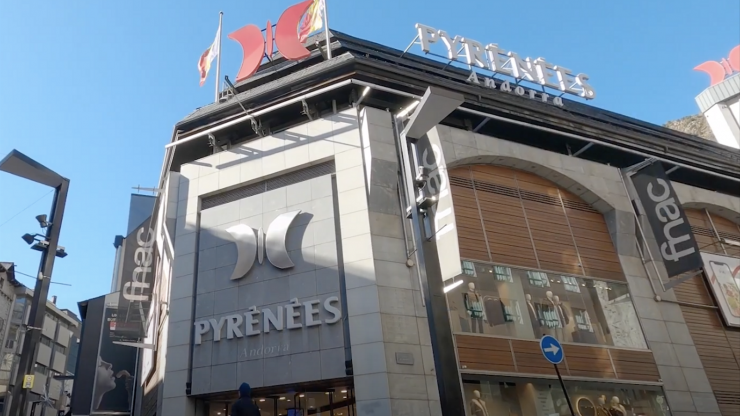 La façana de Pyrénées.