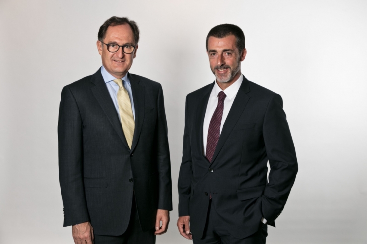 El conseller executiu i director general de Crèdit Andorrà, Xavier Cornella, juntament amb el president del Consell d'Administració de Crèdit Andorrà, Antoni Pintat.