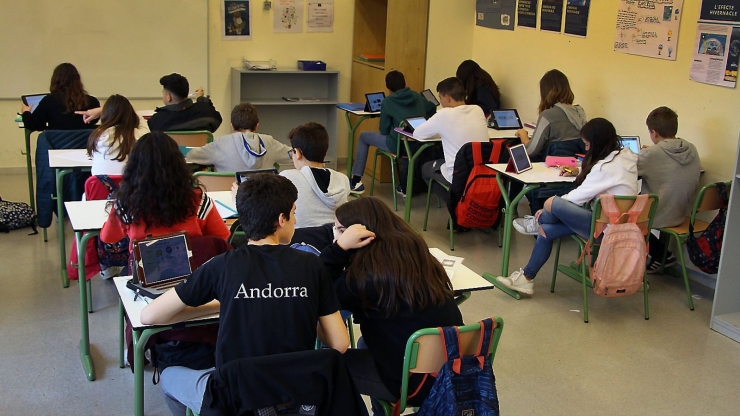 Alumnes de segona ensenyança de Santa Coloma.