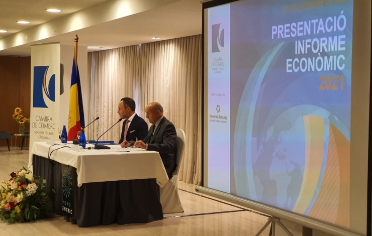 Un moment de la presentació de l'informe econòmic de la Cambra de Comerç, Indústria i Serveis.
 