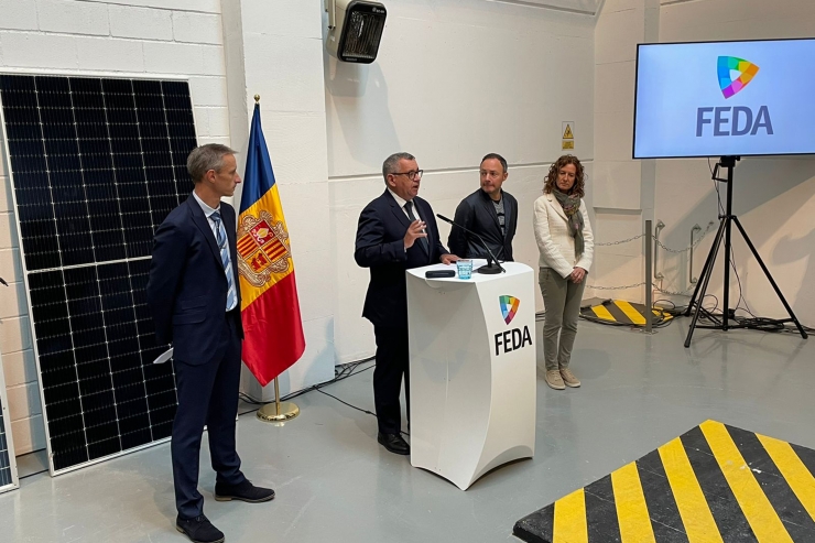 Un moment de la inauguració del parc solar de Grau Roig.