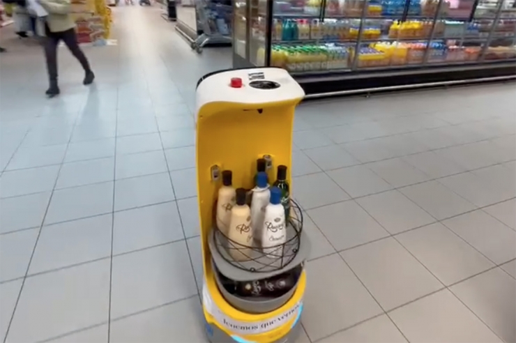 Un dels robots que han incorporat a Carrefour.