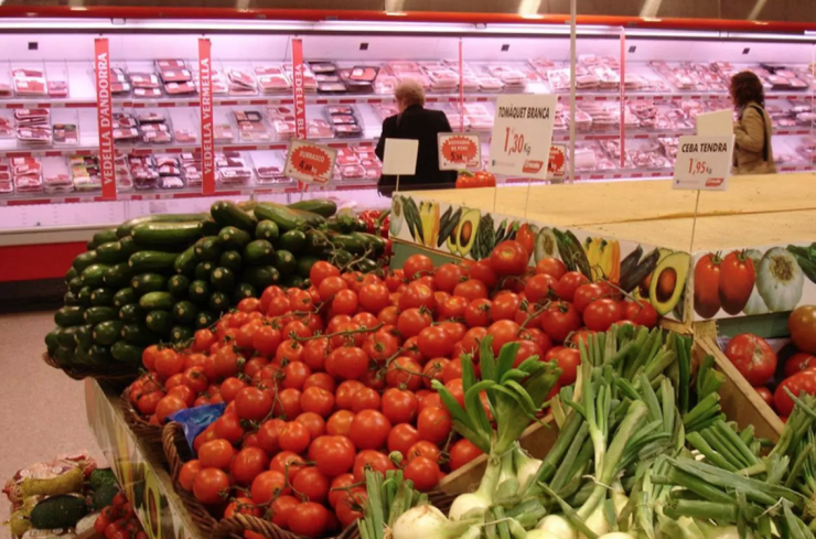 Les vendes a les grans superfícies cauen prop d'un 3% al febrer.