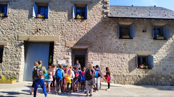 Un dels tallers realitzats amb els escolars durant el curs 2022-2023.
 