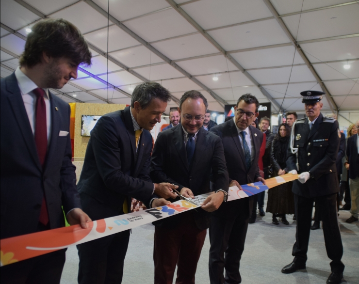 El síndic general Carles Ensenyat, el cònsol major del comú d'Andorra la Vella David Astrié, el cap de Govern Xavier Espot i el cònsol menor del comú d'Andorra la Vella, Miquel Canturri, inaugurant la 44ª edició de la Fira d'Andorra la Vella.