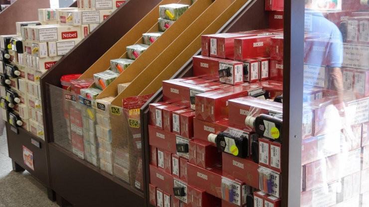 Caiguda dels ingressos per tabac a l'abril.