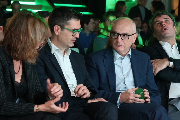 El ministre de Finances, Ramon Lladós, present a l'acte.