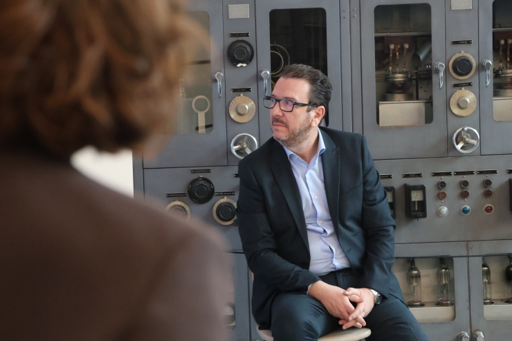 La directora de màrqueting d'Andorra Turisme, Noemí Pedra, i el director general d'Andorra Turisme, Betim Budzaku.