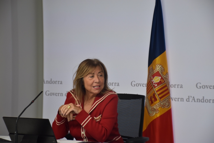 La ministra de Presidència, Economia, Treball i Habitatge, Conxita Marsol, durant la roda de premsa.