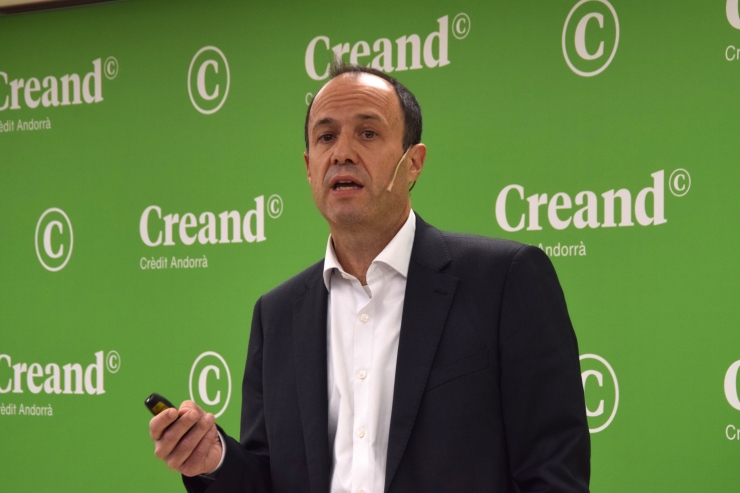 El director d’Inversions i Estratègia de Mercats de Creand Asset Management, David Macià Pérez, durant el col·loqui.